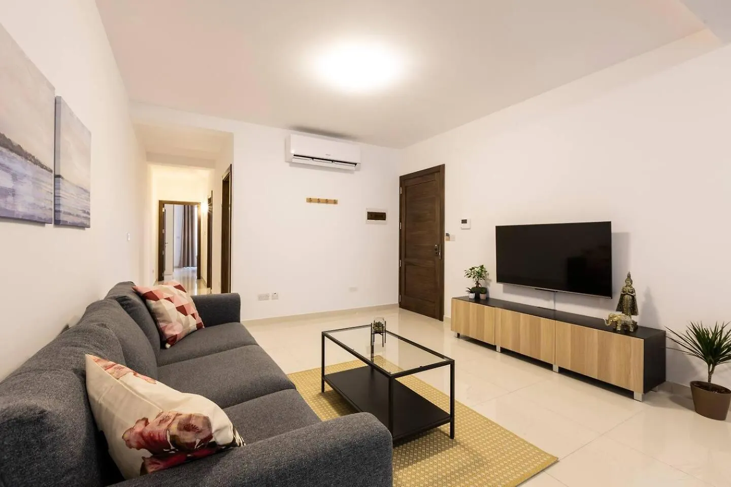 Beautiful Modern Central 2Br Apt Ta Xbiex 0*,  Malta