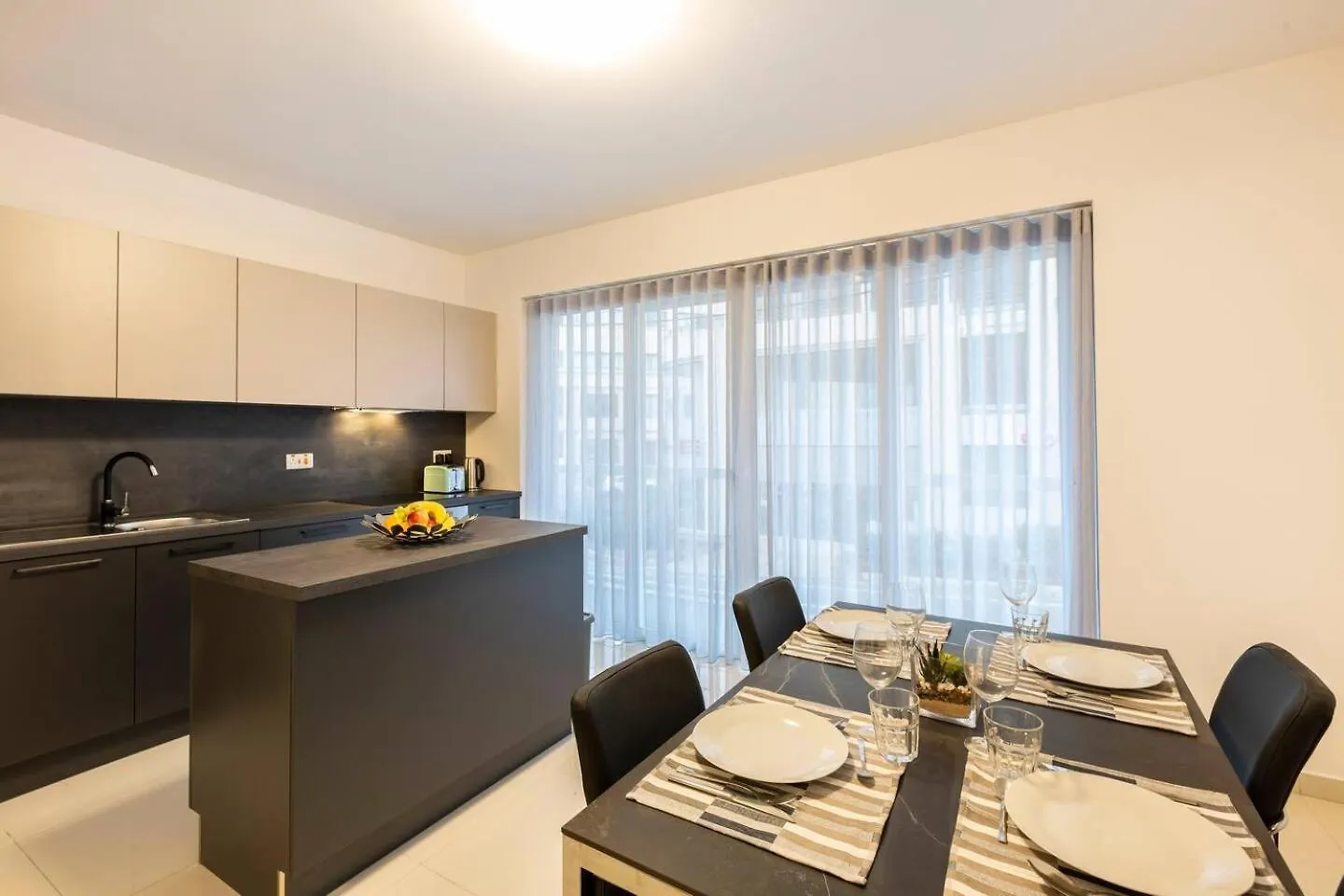 Beautiful Modern Central 2Br Apt Ta Xbiex Apartment