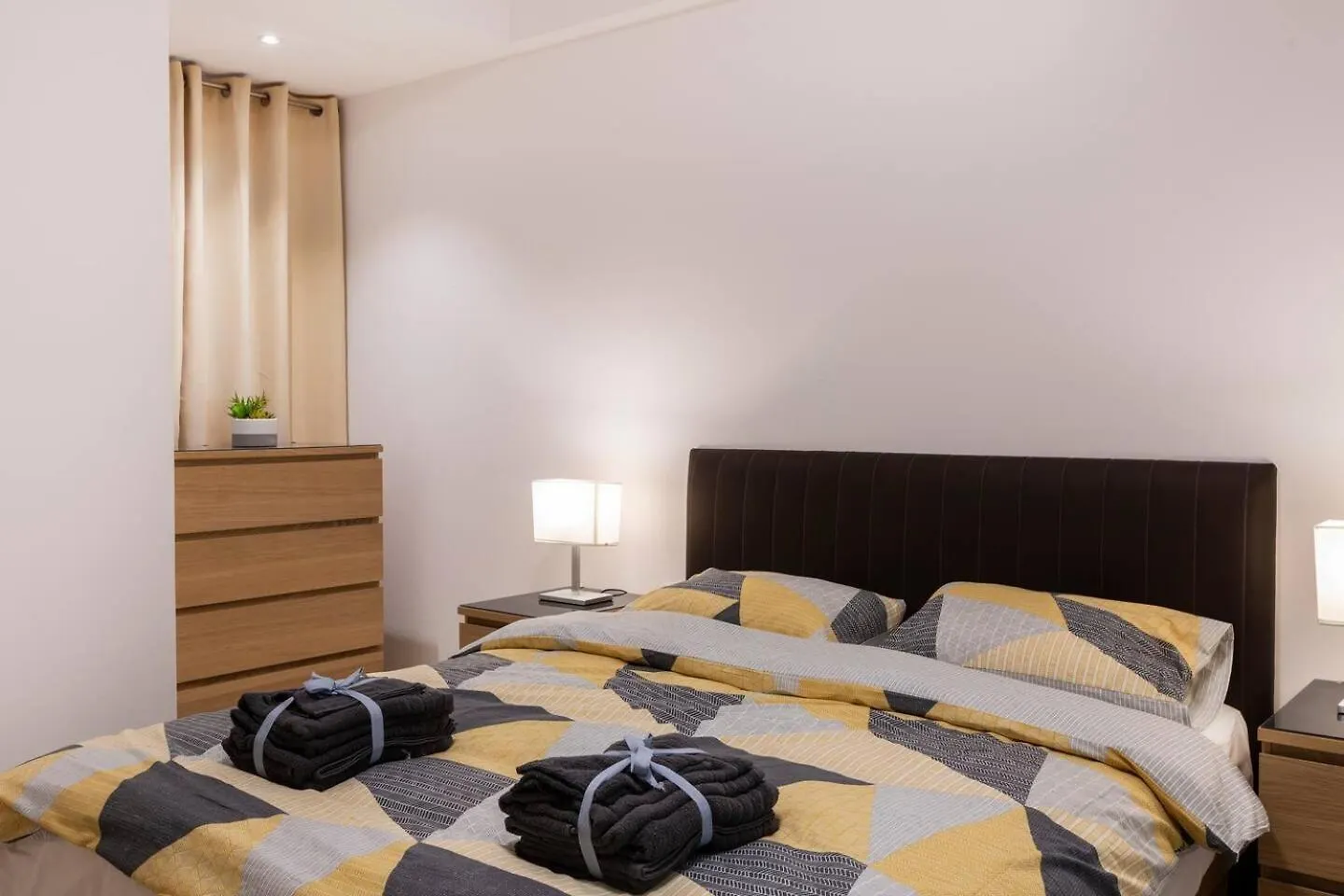 Beautiful Modern Central 2Br Apt Ta Xbiex Malta
